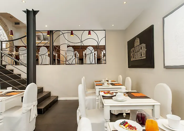 Metropolis Hotel Rome