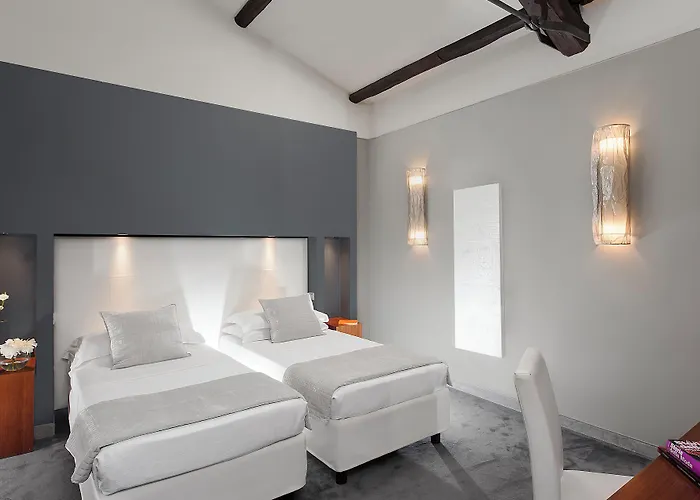Metropolis 4*