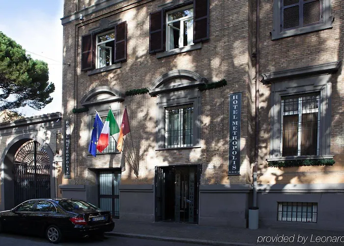 Hotel Metropolis 4*